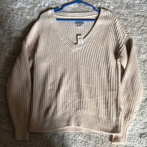 vs/pink v-neck sweater